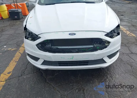 2018 Ford Fusion Hybrid Se из США, поврежденный, VIN 3FA6P0LU3JR261134
